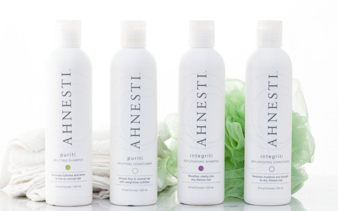 With great lather there must also come – bomb ingredients.  Ahnesti Haircare Review!